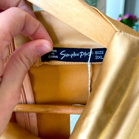 Beautiful New Simplee Plus Drape Gold Dress (3XL) - Picture 4 of 8